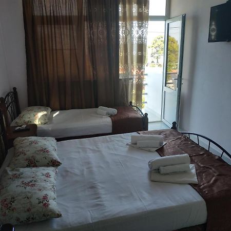 Guest House U Antoniny Гагра Екстер'єр фото