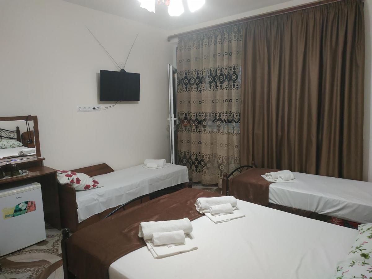 Guest House U Antoniny Гагра Екстер'єр фото
