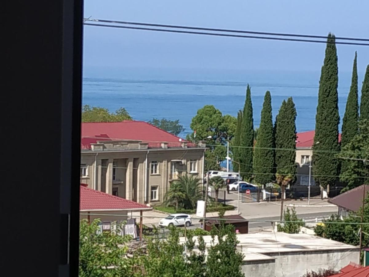Guest House U Antoniny Гагра Екстер'єр фото